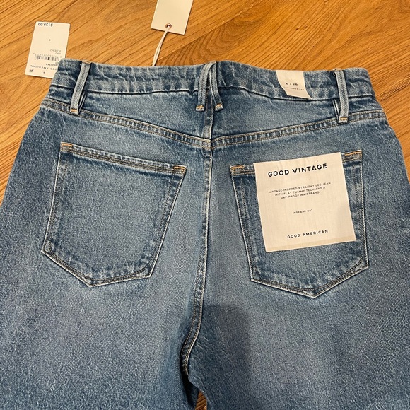 Good American Jeans - Picture 5 of 6